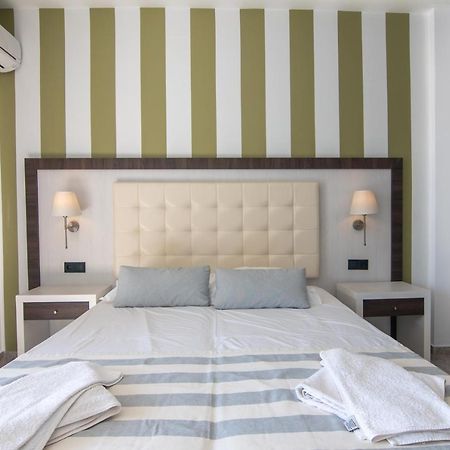 Mythos Apartments Damnoni Ngoại thất bức ảnh