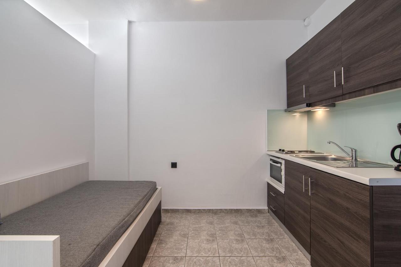 Mythos Apartments Damnoni Ngoại thất bức ảnh